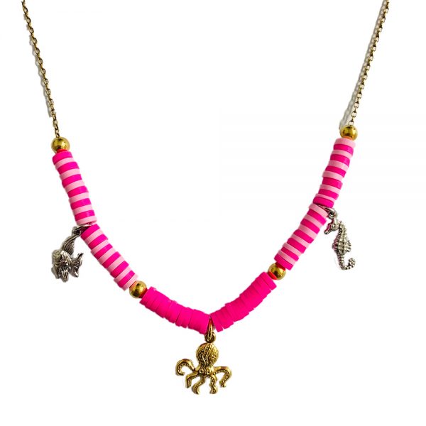 Collana rosa con ciondoli mare