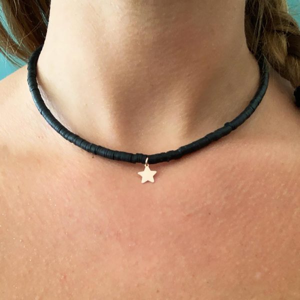 collana nera stella