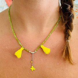 collana verde nappine gialle